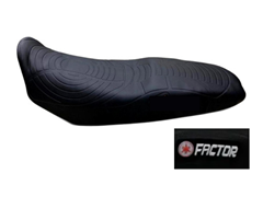 CAPA DE BANCO EMBORRACHADA PARA MOTO UNIVERSAL (FACTOR) PRETA