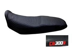 CAPA DE BANCO EMBORRACHADA PARA MOTO UNIVERSAL (CB300) PRETA